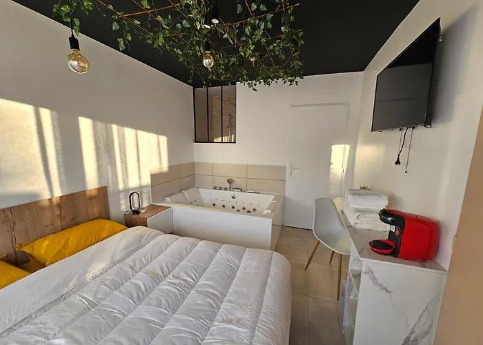 Bed and Breakfast Evasion Balneo Ναρμπόν